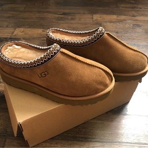 Brand new size 9 chestnut UGG Tasman slipper with box.